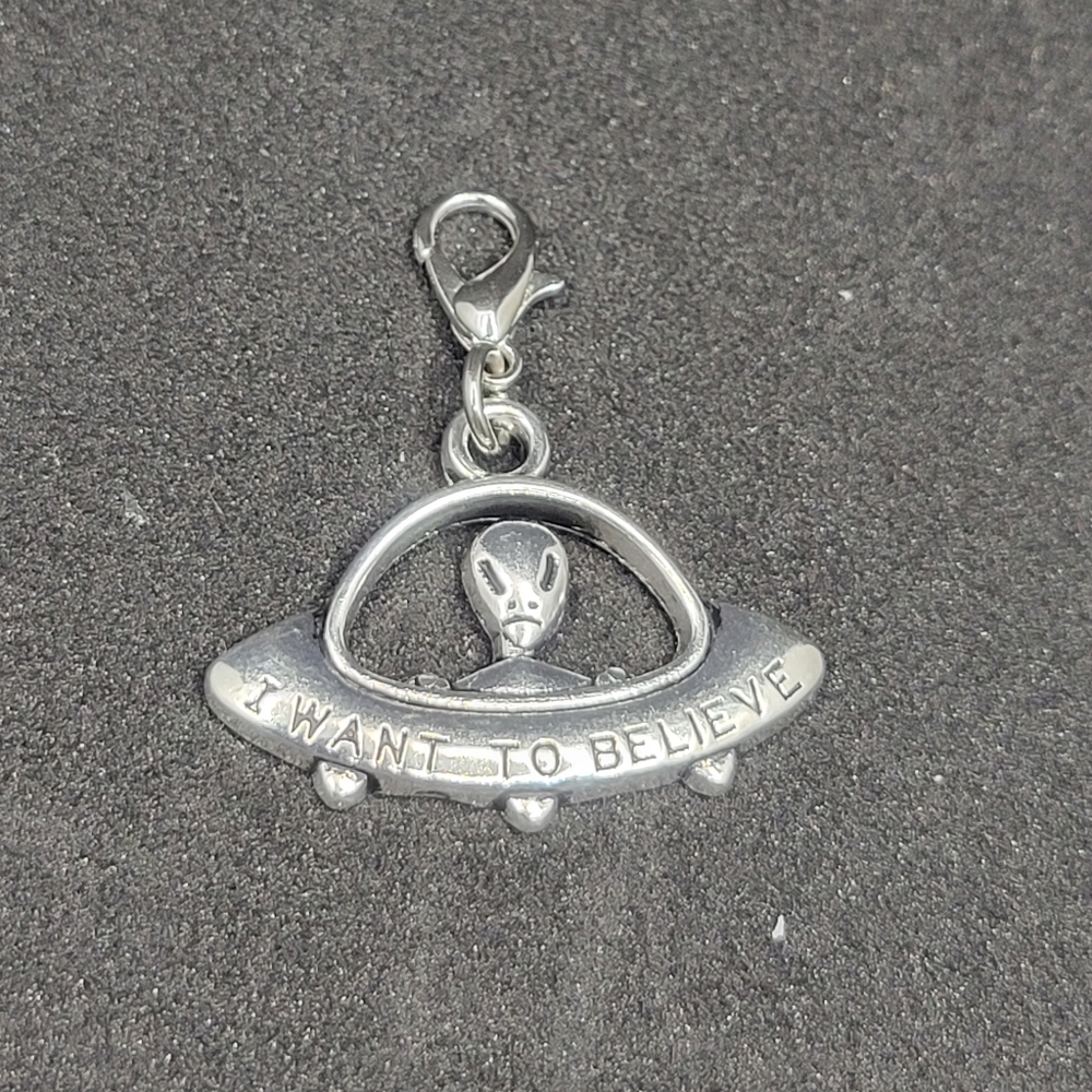 Clip On UFO charms alien believe charms bracelet beads dreadlocks beads